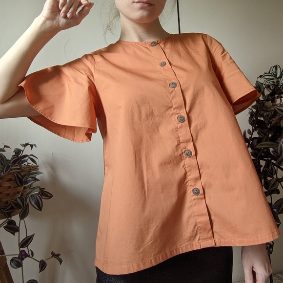 Orange flutter sleeve button up blouse - Picture 2 of 11